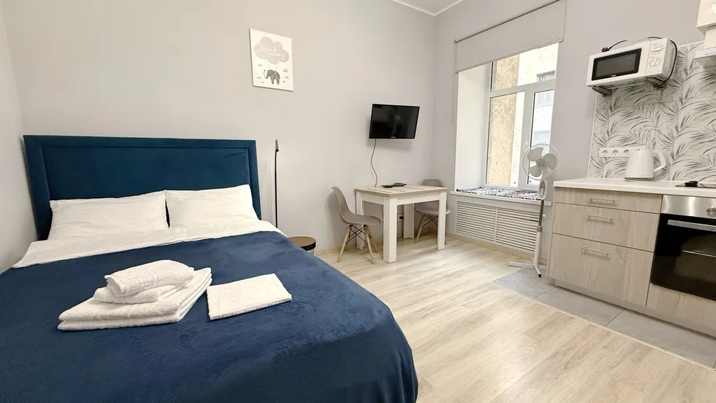 Уютная студия около ТРЦ Галерея