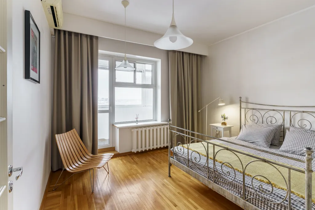 Просторная квартира в центре города с видом на реку