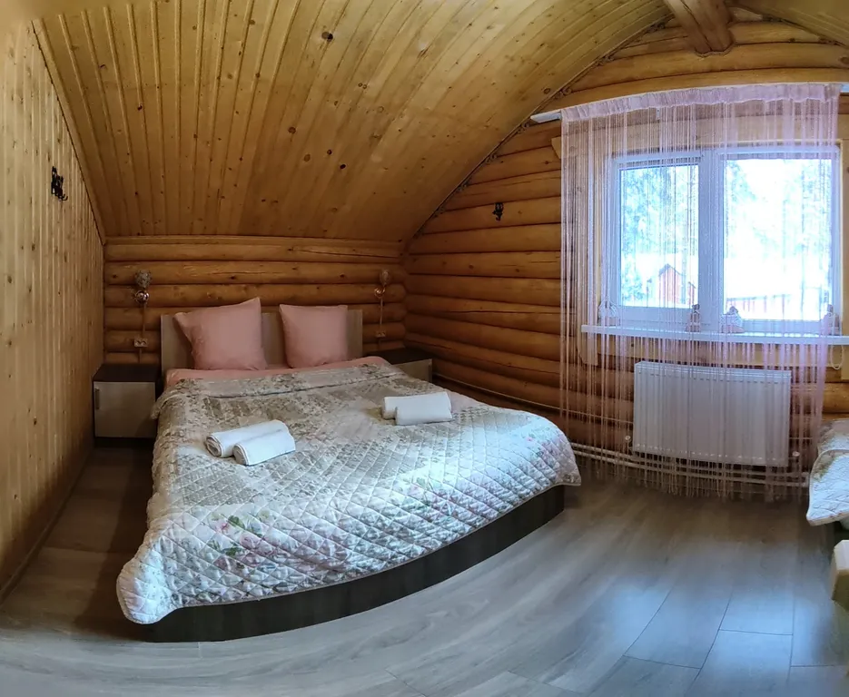 Дом Прованс в лесу