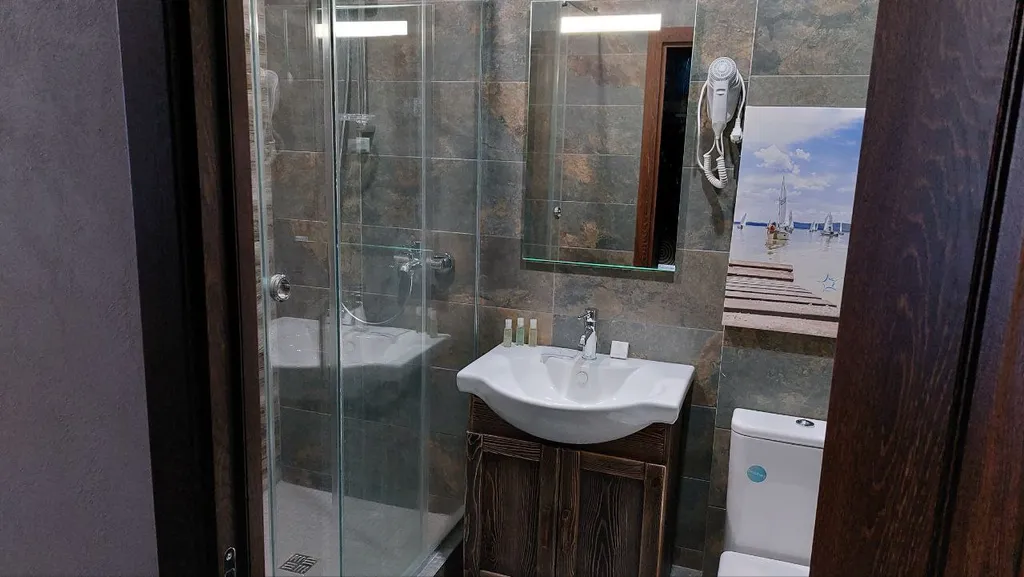 Апартаменты-студио с видом на озеро