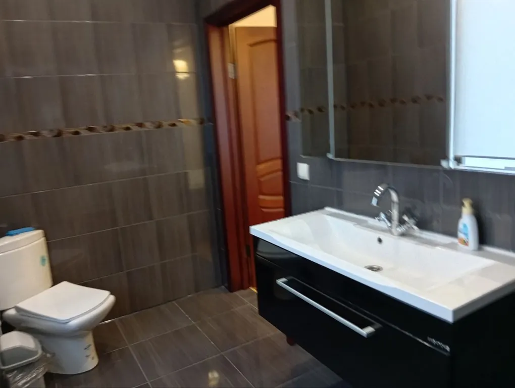 Уютный двухэтажный дом в самом центре города-курорта