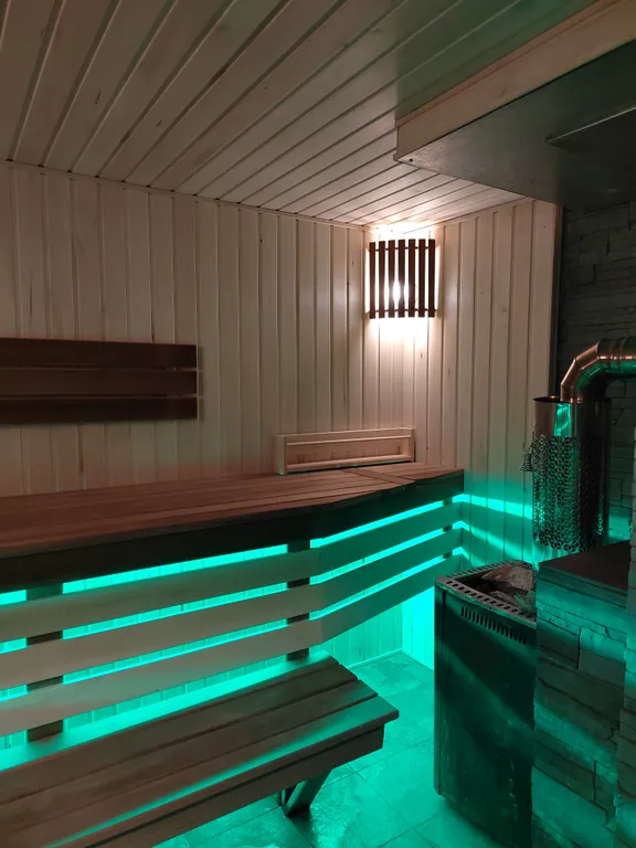 Дом коттедж с дизайнерским ремонтом