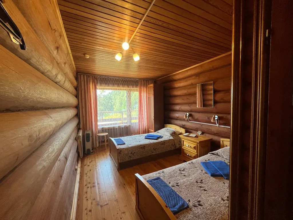 Уютный номер на 2 человека с раздельными кроватями и с завтраком