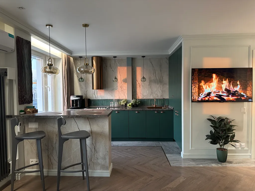 Квартира Квартира с эксклюзивным панорамным видом на набережную с 12 этажа — Москва