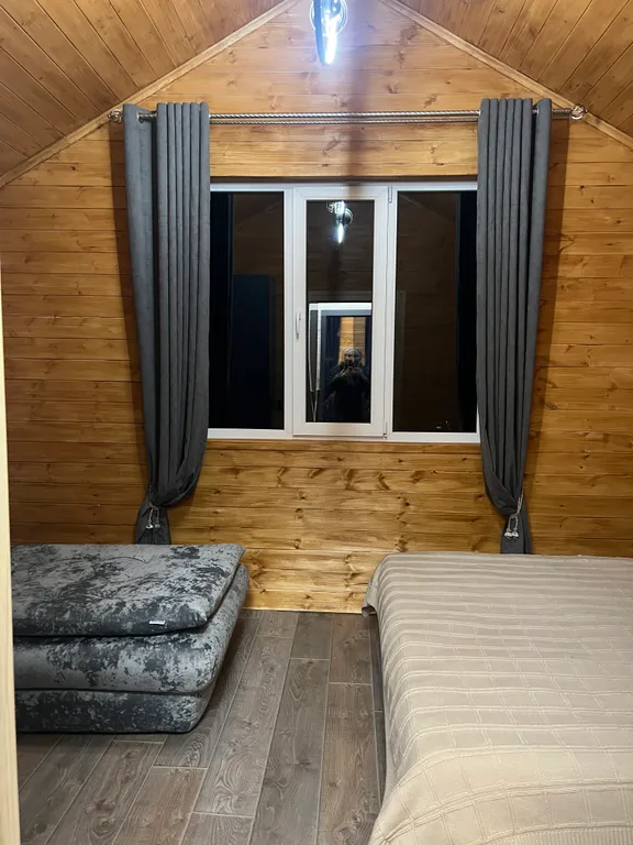 Комфортный коттедж в лесу