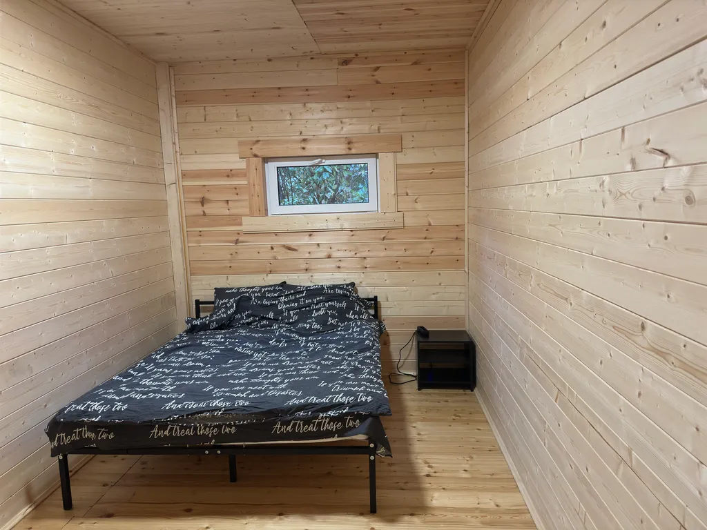 Коттедж Дом с видом на лес — Стеклянный