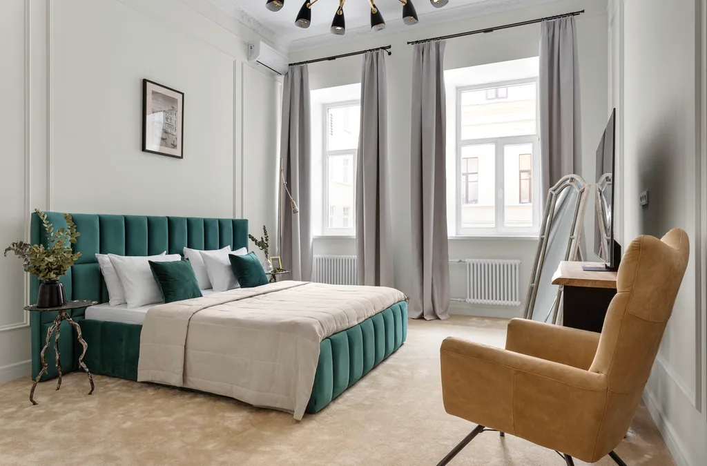 Дизайнеpские апартаменты с балконом