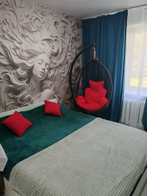 Светлая и уютная квартира в пяти минутах от площади Победы