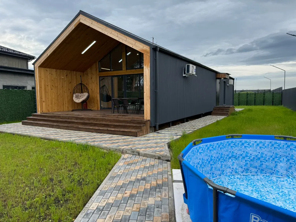 Барнхаус Na_Holme RentPlaza с баней и бассейном