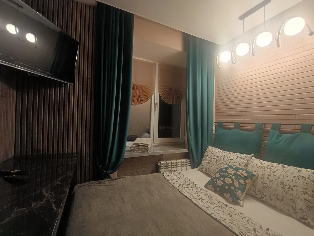 Квартира Квартира Уютная студия-апартамент для командировок, сессий, лечения — Екатеринбург