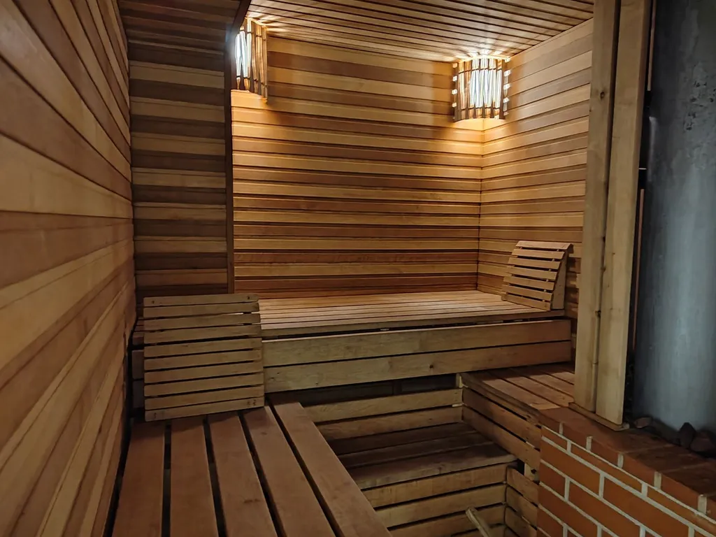 Апартаменты с баней и детской площадкой в пригороде Бреста