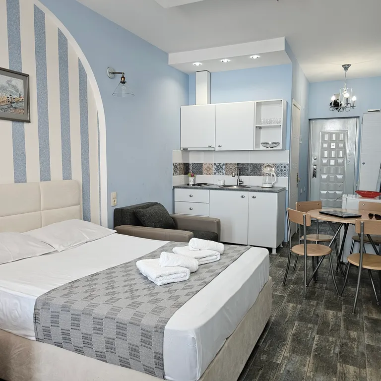 727 студия с видом на море, красочными восходами и закатами