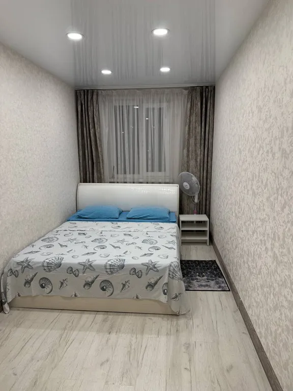 Комфортная двухкомнатная квартира в центре Севастополя