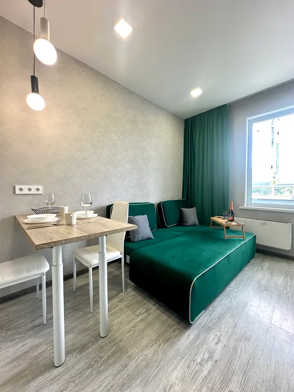 Студия с видом на канал Москвы реки