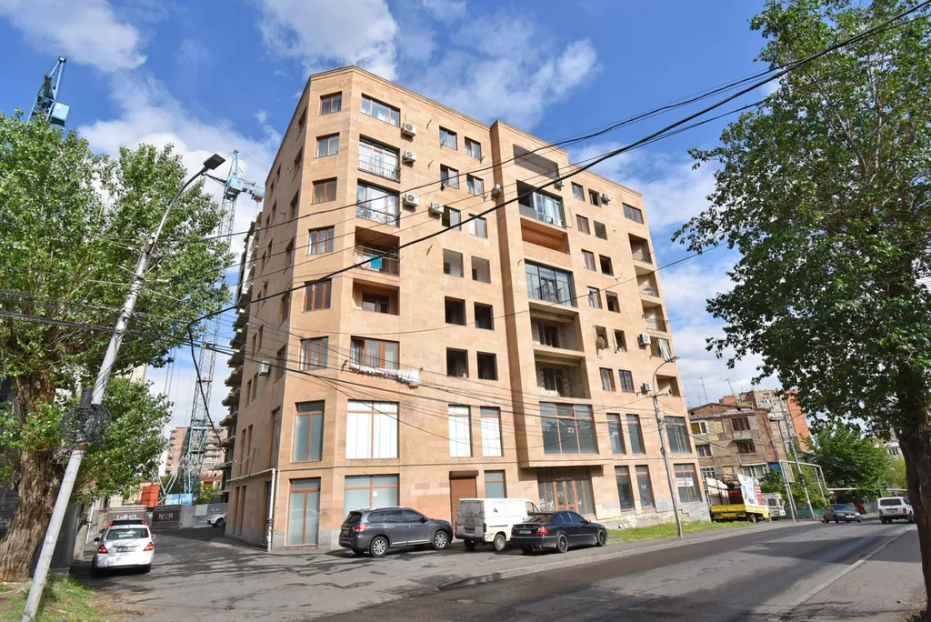 Уютная квартира в спальном районе города Еревана