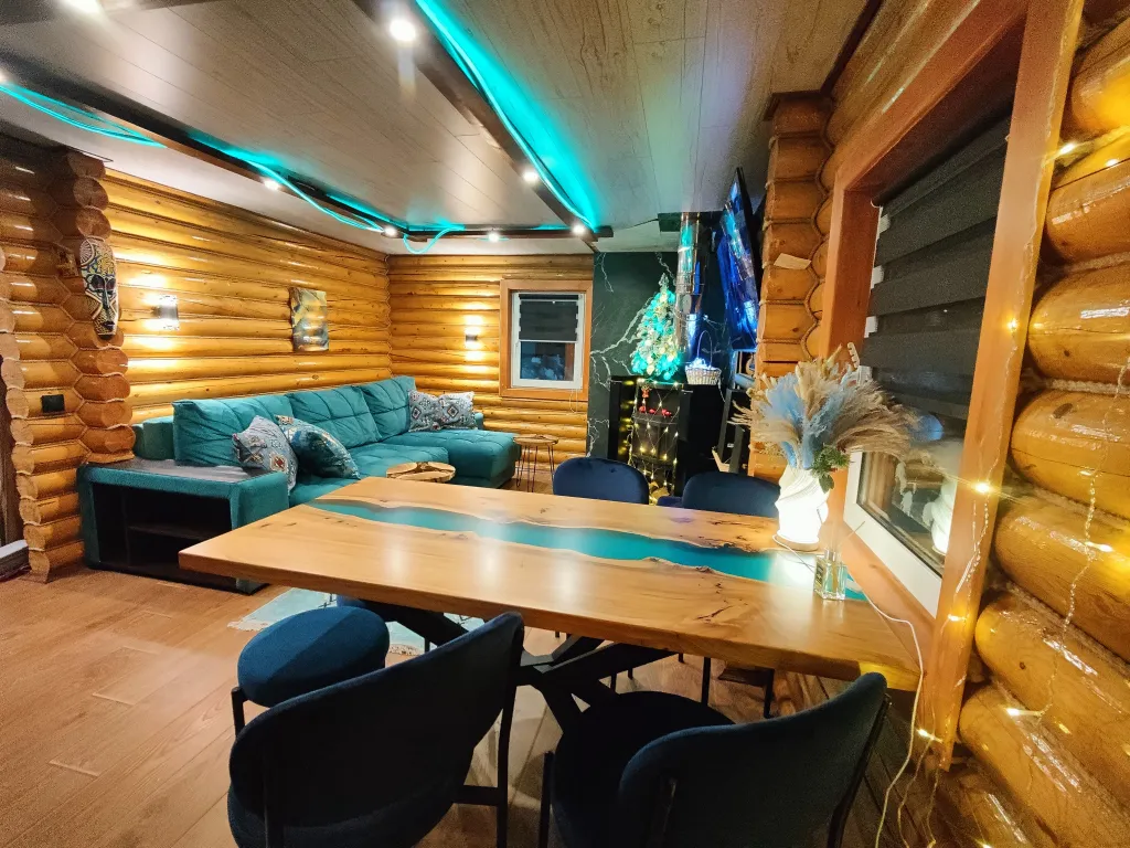 Коттедж ХибиныДача Сруб — аренда посуточно в Кировск