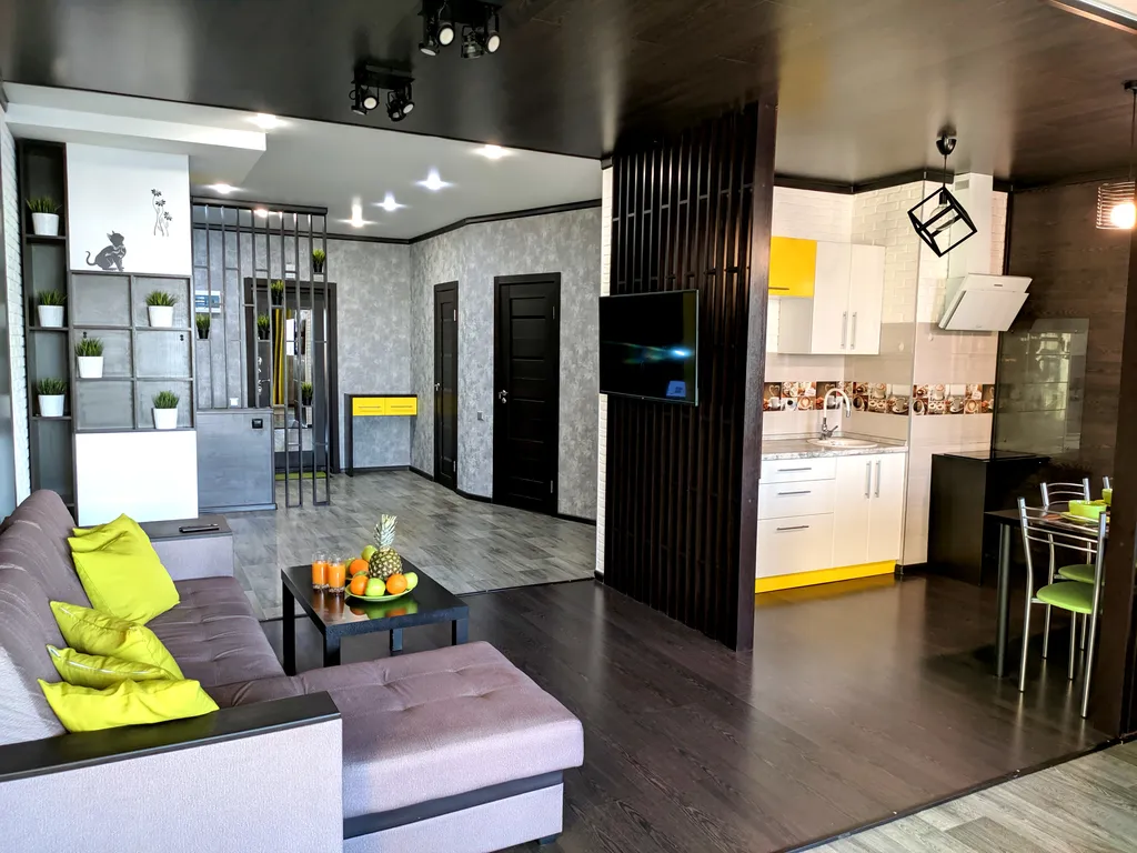 Квартира Студия 65 м² в центре, напротив Педуниверситет, 5 мин до ж/д вокзала — Воронеж