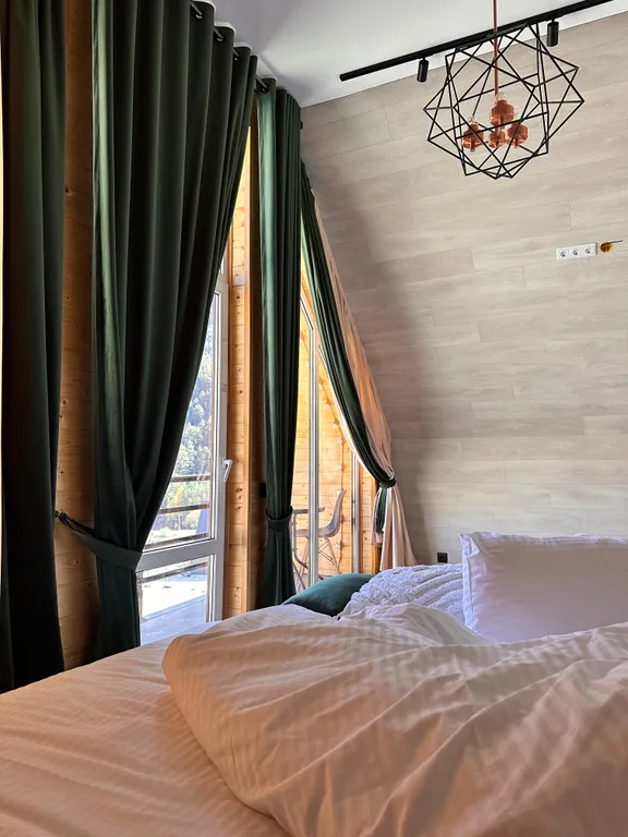 Новый домик с шикарным видом в Тегенекли