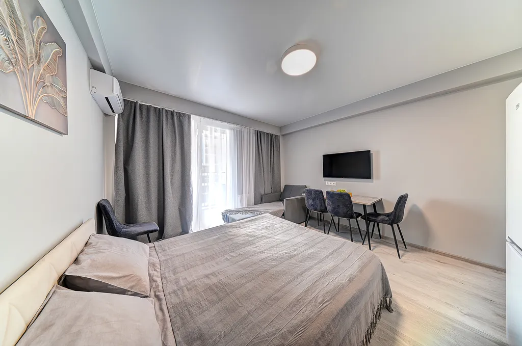 Студия у пляжа с видом на море