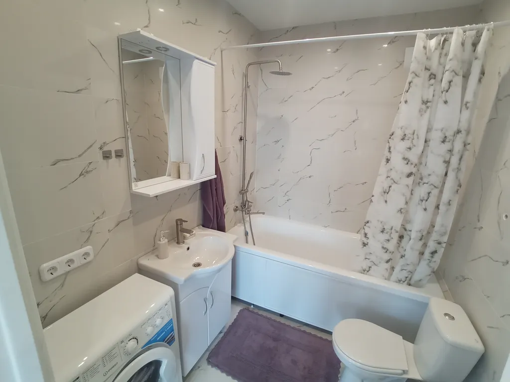 Свежая двушка в шаге от метро