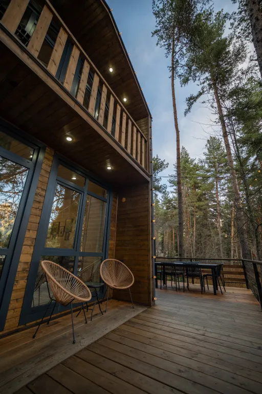 Коттедж на 6-7 человек с частной территорией и джакузи Aspen Bloom