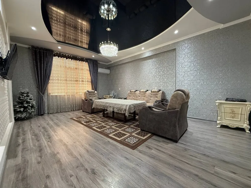 4-комнатная Квартира