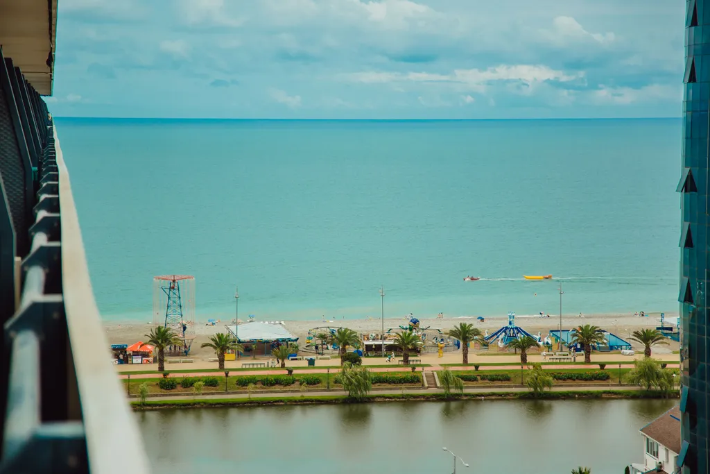 Квартира Апартамент с видом на море, первая линия — аренда посуточно в Батуми