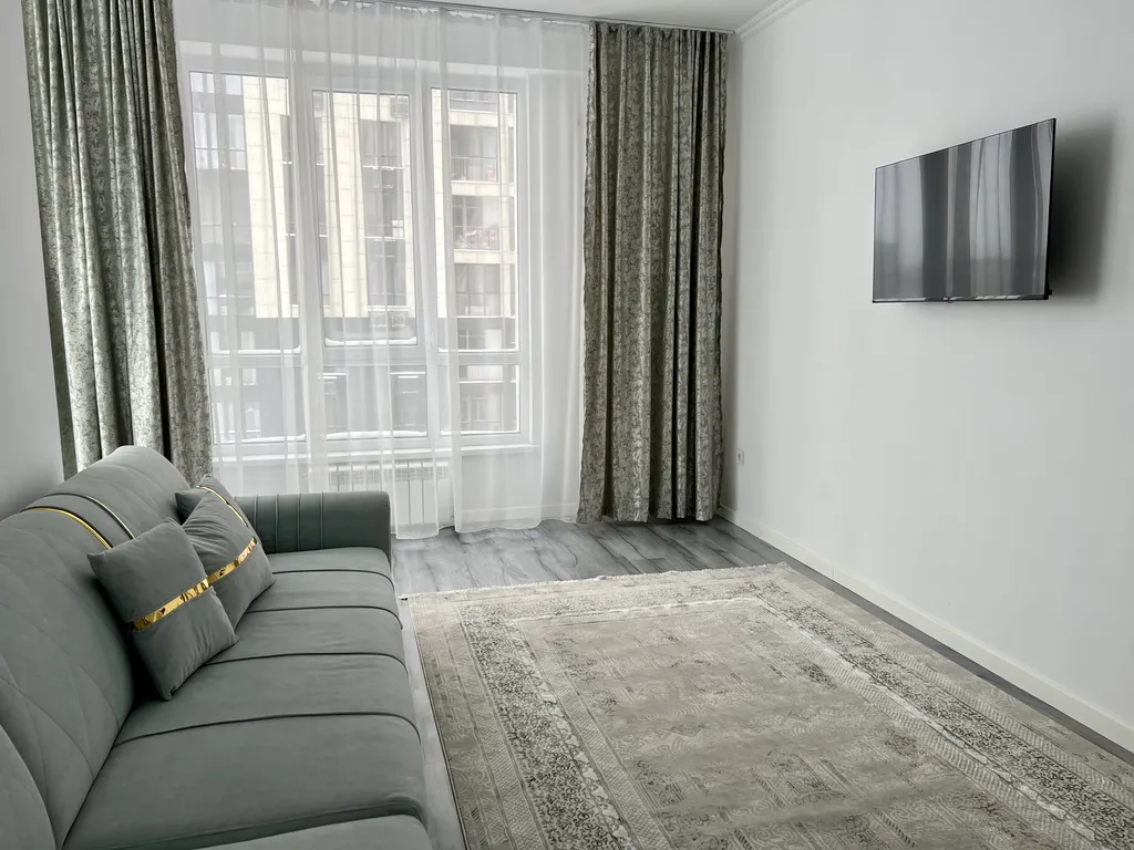 Family suite with mountain view