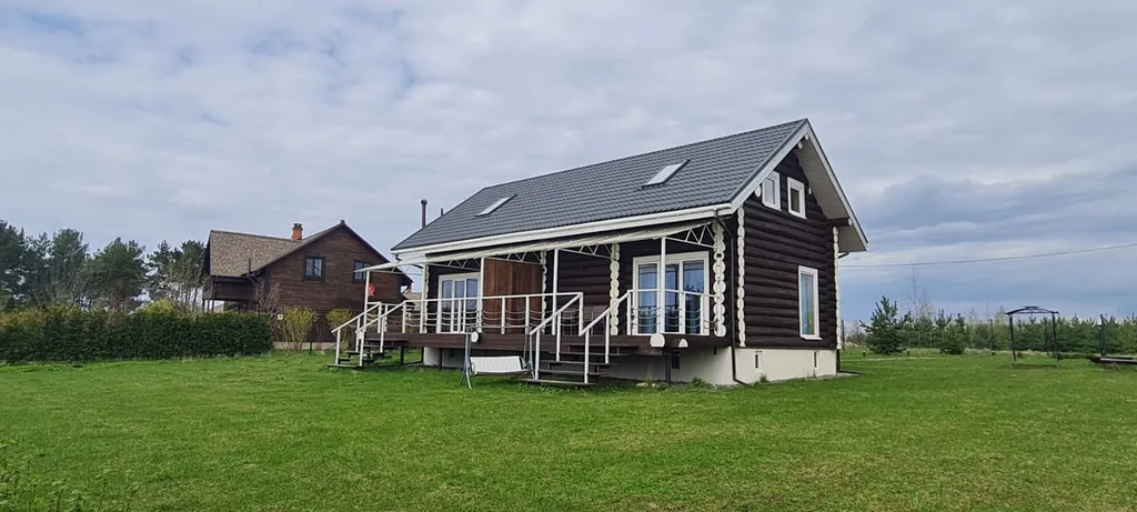 Гостевой дом на берегу лесного озера