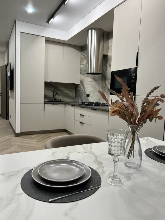 Новая, стильная квартира премиум класса — аренда посуточно в Владикавказ