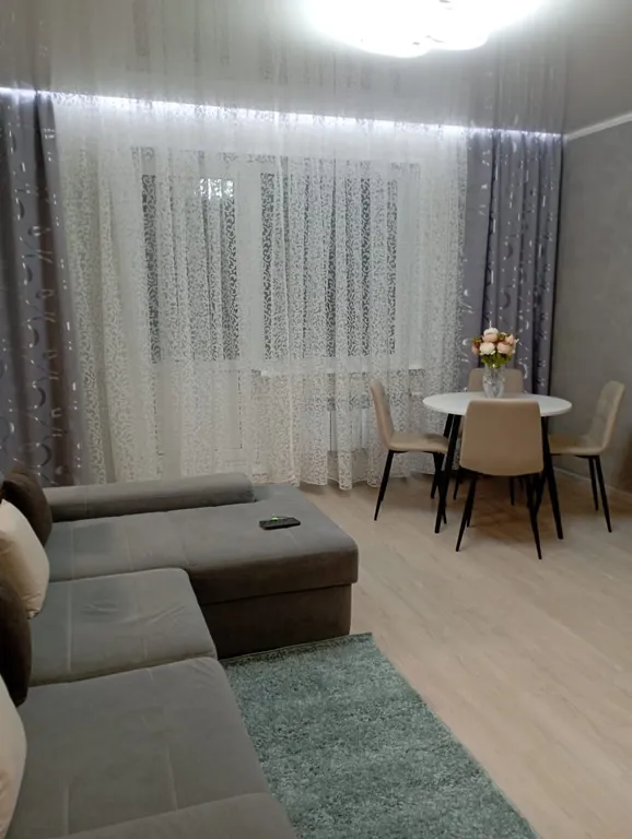 Трехкомнатная квартира на Взлетке бизнес класса