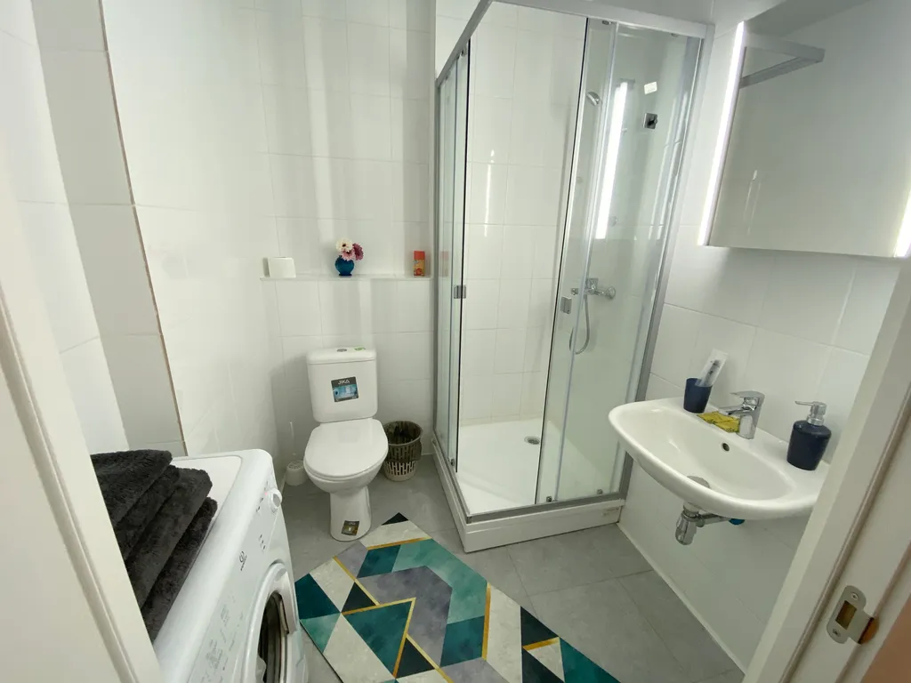 Уютная студия в новостройке. Бесконтактное заселение 24/7