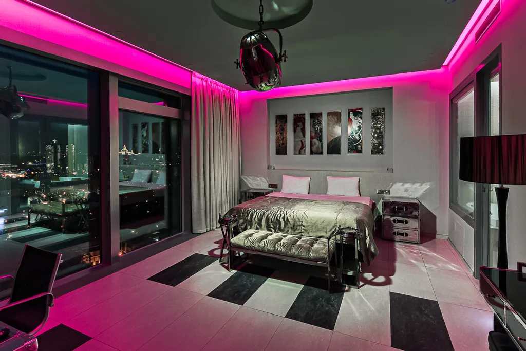 Угловой апартамент Город столиц