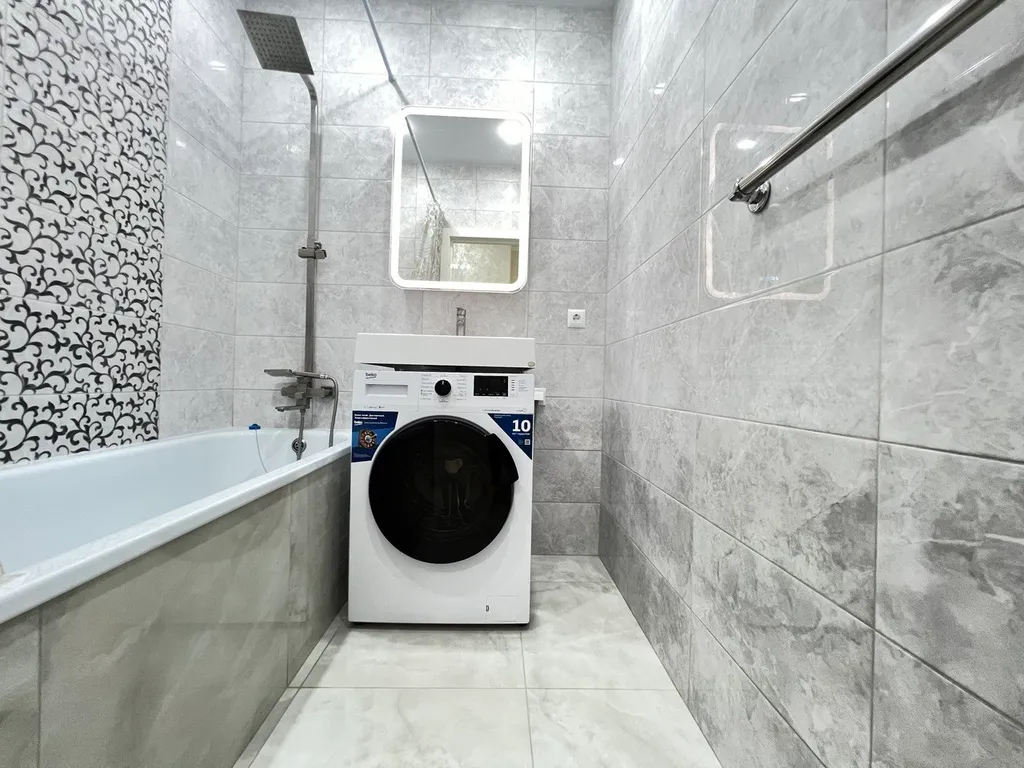 Двухкомнатная в центре