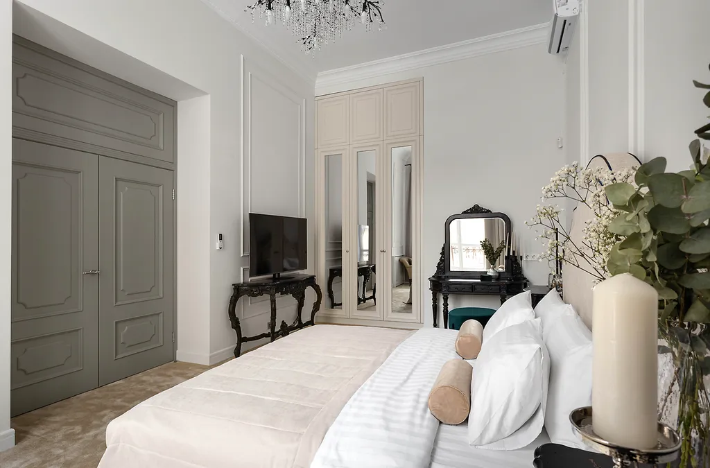 Дизайнеpские апартаменты с балконом