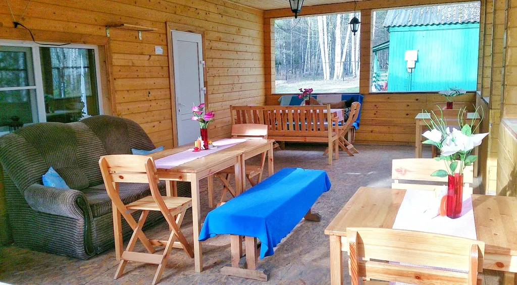 Дом на территории пансионата Буревестник