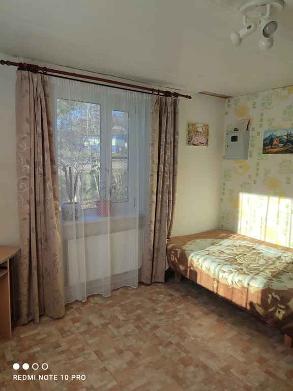 Полдома с банькой с отдельным входом