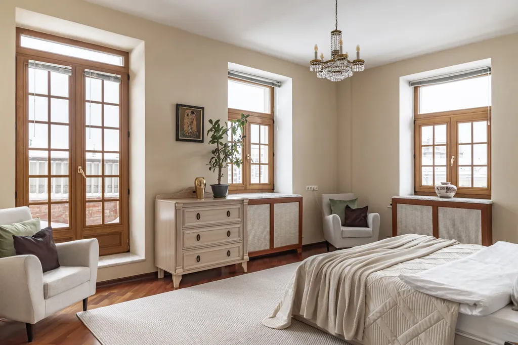 Квартира 4-комнатная квартира в центре с собственной парковкой — Москва