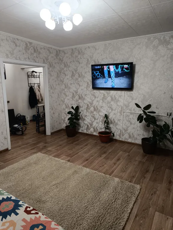 Квартира Двухкомнатная квартира на Молокова — Красноярск