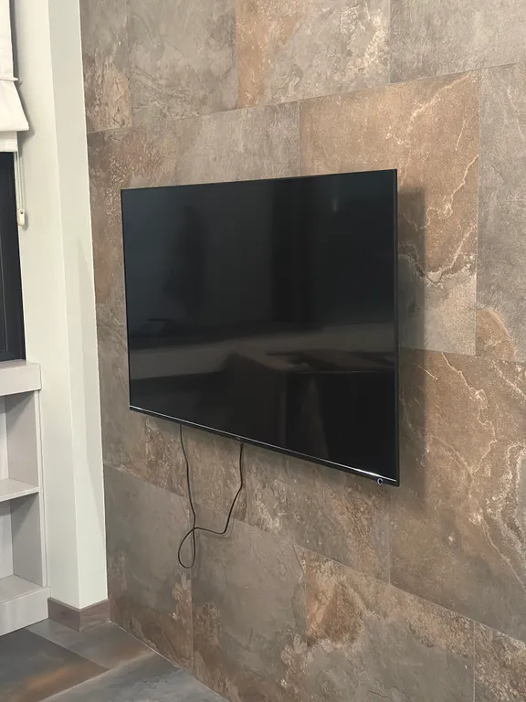 Новые дизайнерские апартаменты в Ваке Axis Towers