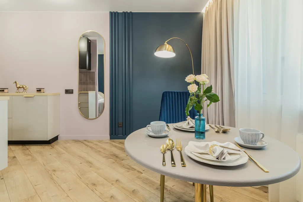 Студия с дизайнерским ремонтом и видом на город