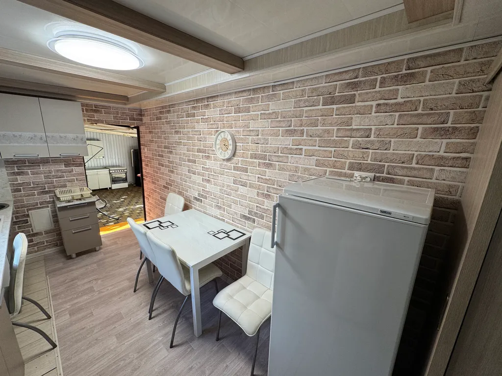 Коттедж Трёхкомнатный дом со своей территорией и автопарковкой, рядом море — Геленджик