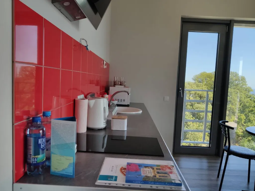 Студия с видом на море