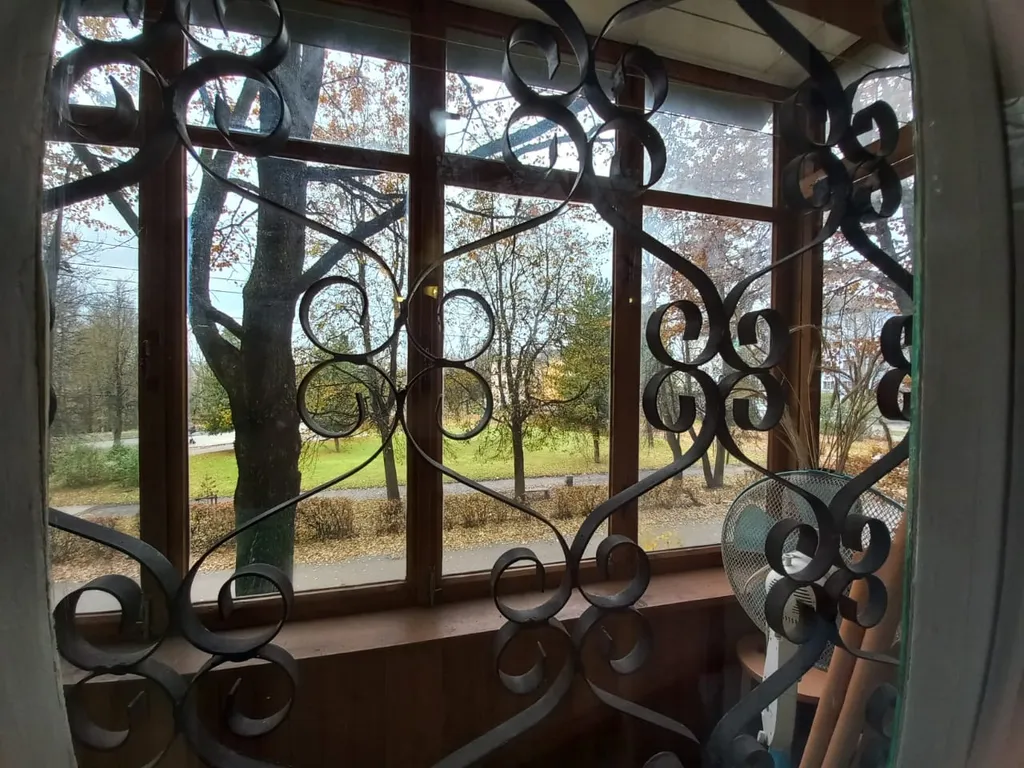 Квартира в доме у сквера