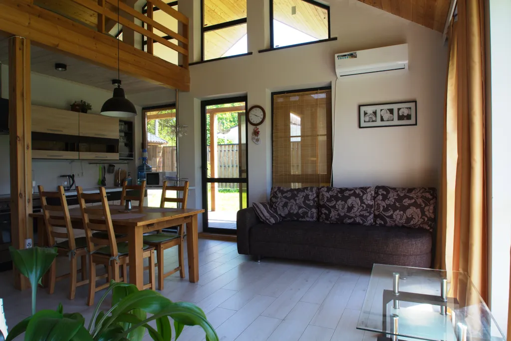 Стильный коттедж с баней и купелью — аренда посуточно в Видное