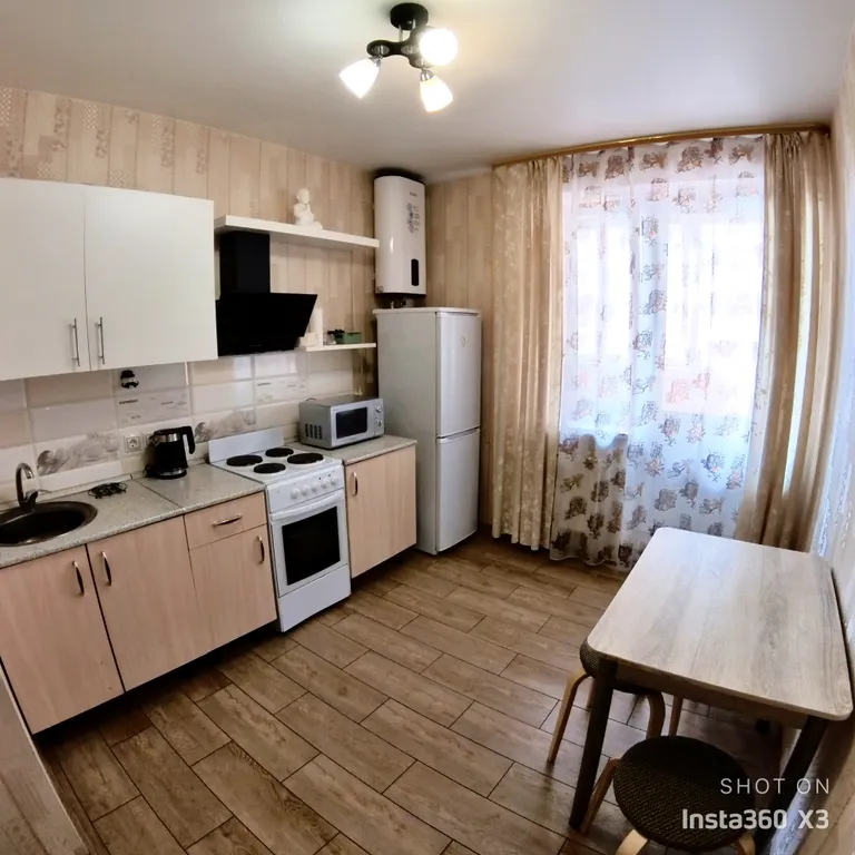 Большая уютная двушка для большой компании