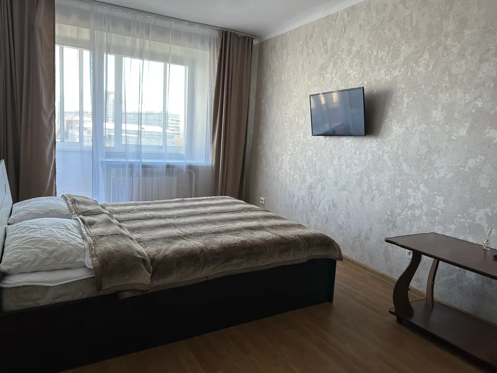 Квартира Двухкомнатная квартира в центре — Красноярск