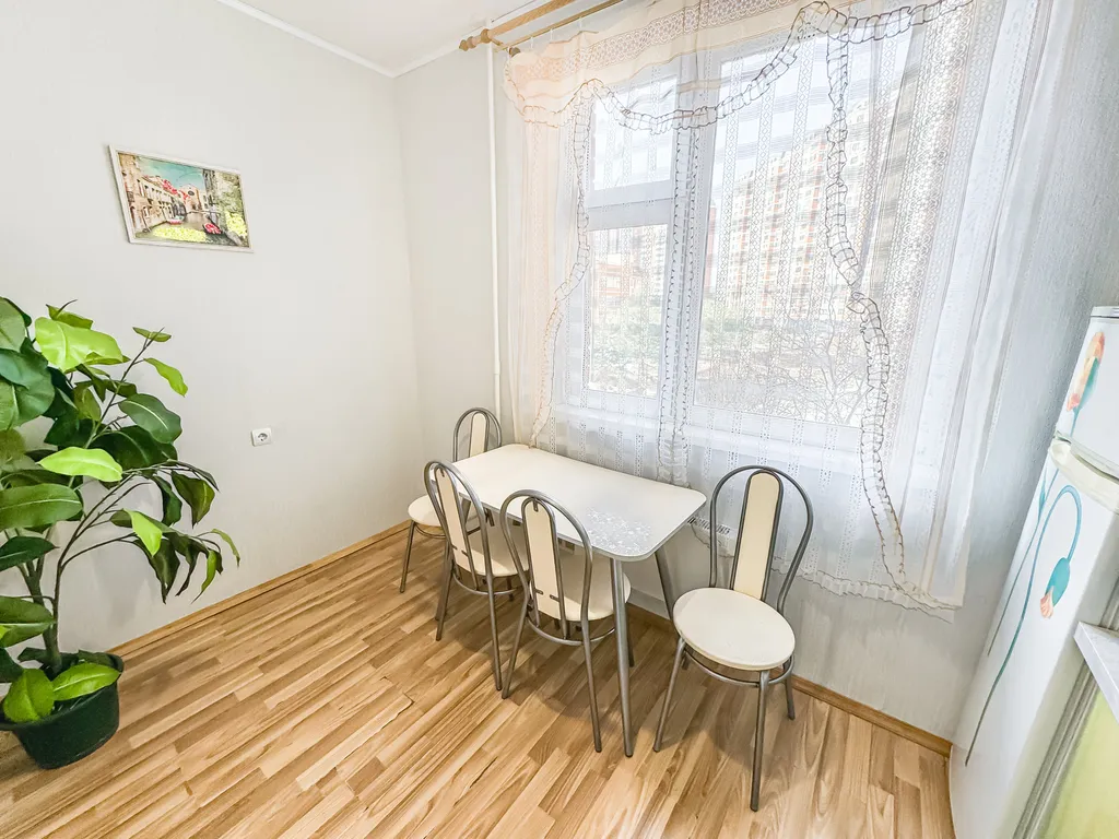 Квартира Чистая и уютная квартира возле Шереметьево — Лобня