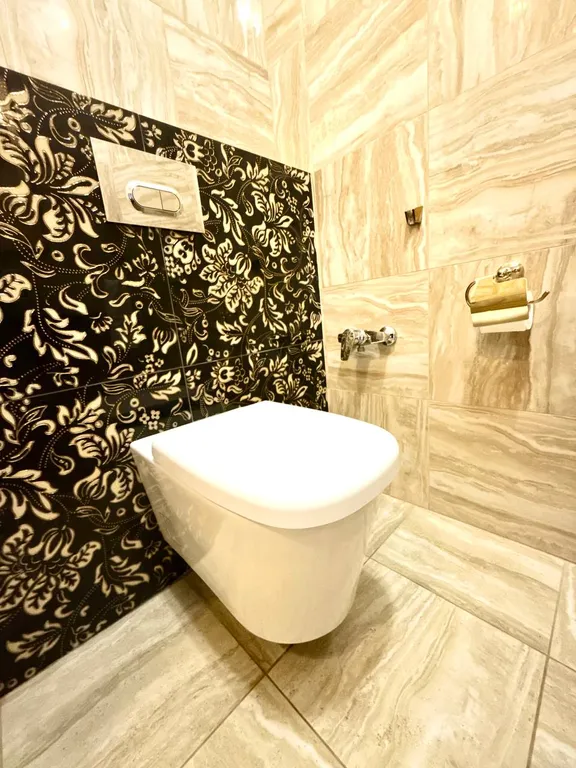 Трехкомнатная квартира на Гостином дворе