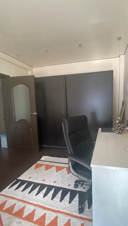 Белые горошины с видом на Marriott, горы, казино